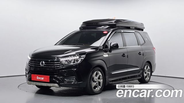 KG Mobility (SsangYong) Korando Turismo 4WD Extreme Sport 9-Seater
