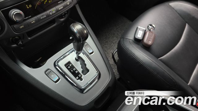 KG Mobility (SsangYong) Korando Turismo 4WD Extreme Sport 9-Seater 2019 — фото 9