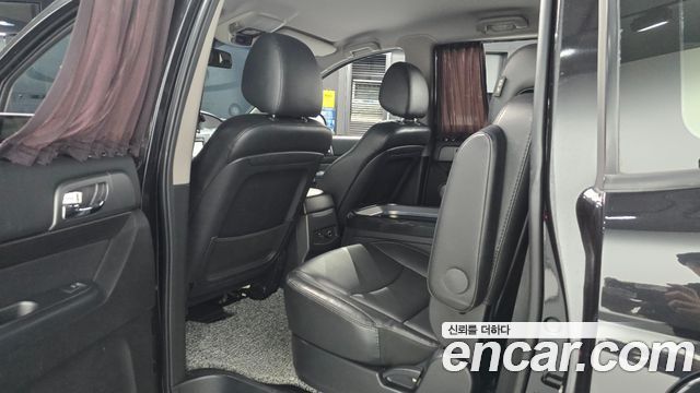 KG Mobility (SsangYong) Korando Turismo 4WD Extreme Sport 9-Seater 2019 — фото 11