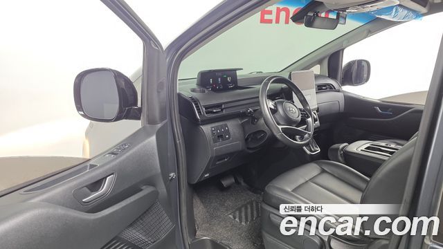 Hyundai Staria Cargo 3-Seater Modern 2023 — фото 10