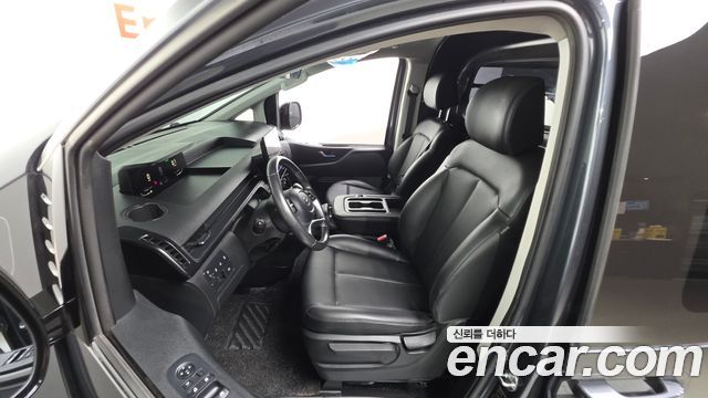 Hyundai Staria Cargo 3-Seater Modern 2023 — фото 11