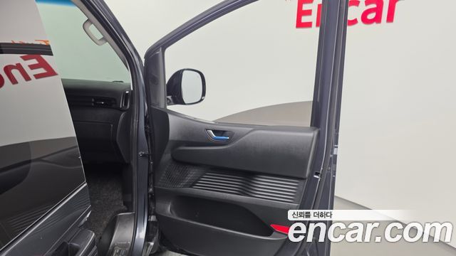 Hyundai Staria Cargo 3-Seater Modern 2023 — фото 25