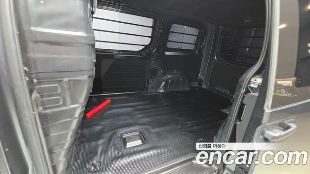 Hyundai Staria Cargo 3-Seater Modern 2023 — фото 26