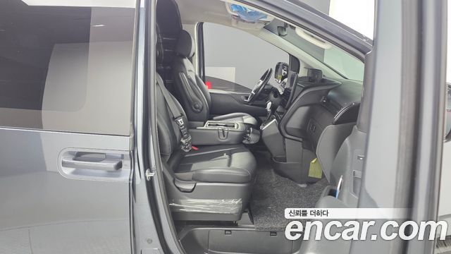 Hyundai Staria Cargo 3-Seater Modern 2023 — фото 31