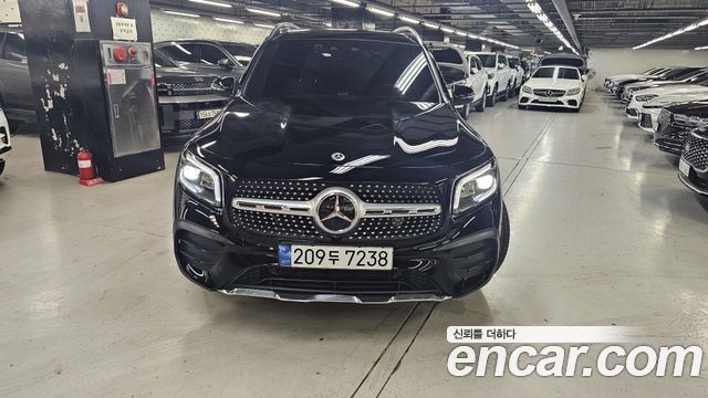 Mercedes-Benz GLB-Class (X247) GLB250 4MATIC 2023 — фото 4