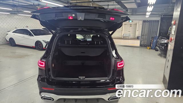 Mercedes-Benz GLB-Class (X247) GLB250 4MATIC 2023 — фото 23