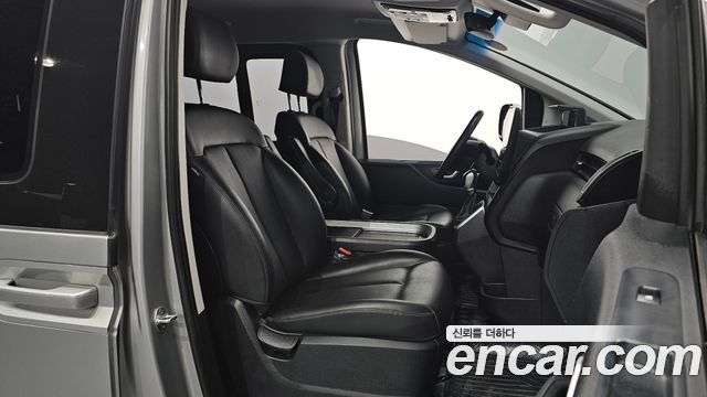 Hyundai Staria Cargo 5-Seater Modern 2022 — фото 10