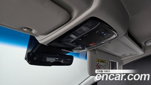 Hyundai Staria Cargo 5-Seater Modern 2022 — фото 19