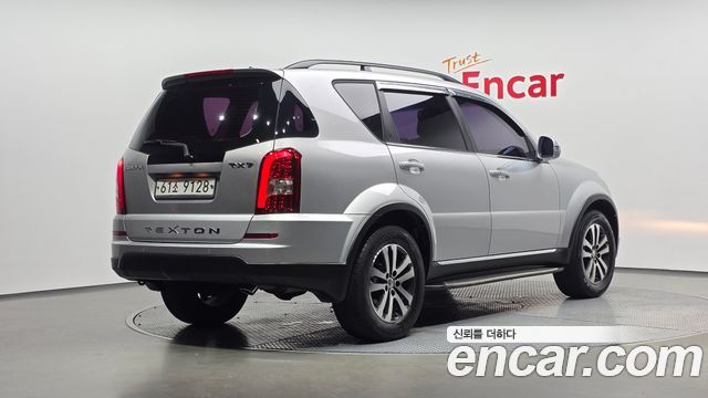 KG Mobility (SsangYong) Rexton W 2.0 2WD RX7 Luxury 2013 — фото 2
