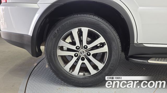 KG Mobility (SsangYong) Rexton W 2.0 2WD RX7 Luxury 2013 — фото 5