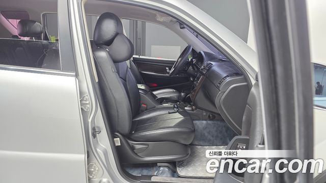 KG Mobility (SsangYong) Rexton W 2.0 2WD RX7 Luxury 2013 — фото 11