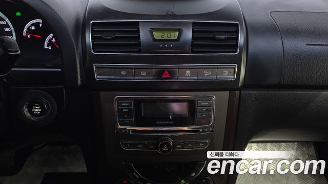 KG Mobility (SsangYong) Rexton W 2.0 2WD RX7 Luxury 2013 — фото 14