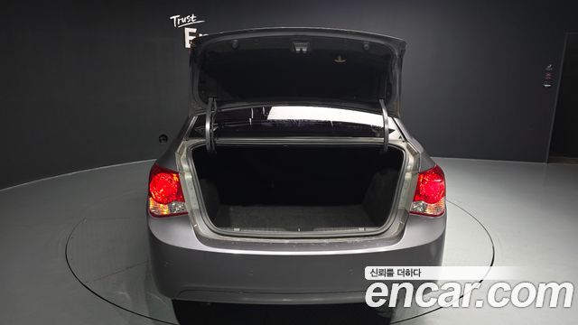 Chevrolet Cruze 1.6 LT+ 2011 — фото 24