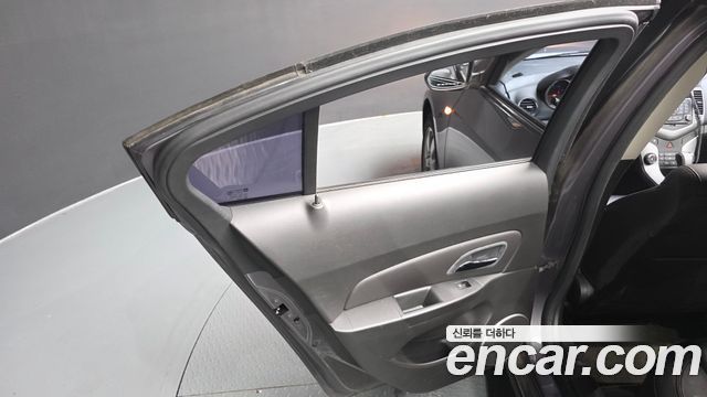 Chevrolet Cruze 1.6 LT+ 2011 — фото 31