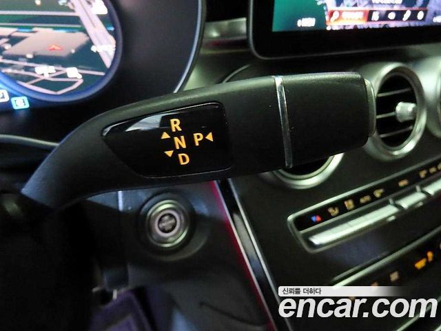 Mercedes-Benz GLC-Class (X253) GCL300 4MATIC Coupe 2020 — фото 16