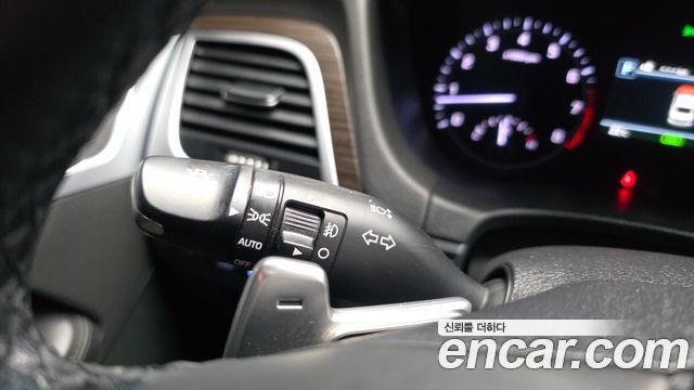 Genesis G80 3.3 GDI AWD Premium Luxury 2019 — фото 33
