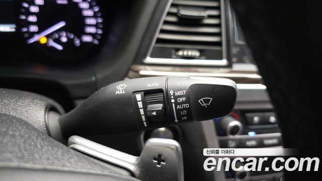 Genesis G80 3.3 GDI AWD Premium Luxury 2019 — фото 34