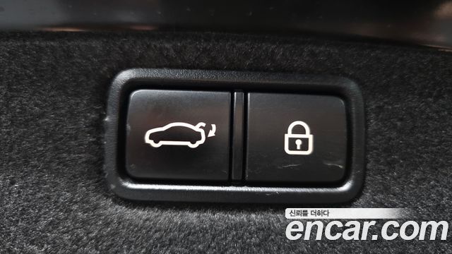 Genesis G80 3.3 GDI AWD Premium Luxury 2019 — фото 35