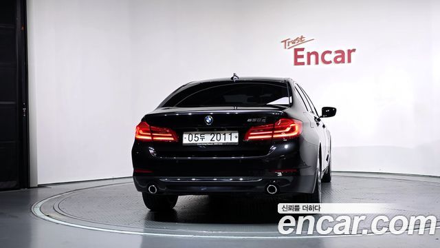 BMW 5 Series (G30) 530d Luxury Plus 2018 — фото 4