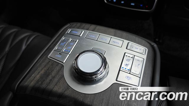 Genesis G80 (RG3) Gasoline 3.5 Turbo AWD 2025 — фото 21