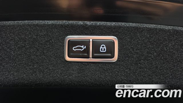 Genesis G80 (RG3) Gasoline 3.5 Turbo AWD 2025 — фото 24