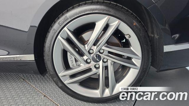 Genesis G80 (RG3) Gasoline 3.5 Turbo AWD 2025 — фото 27