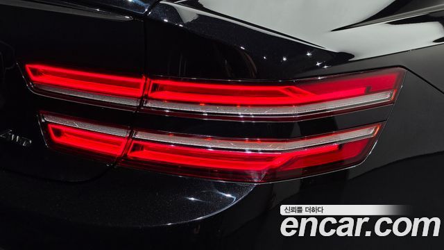 Genesis G80 (RG3) Gasoline 3.5 Turbo AWD 2025 — фото 29