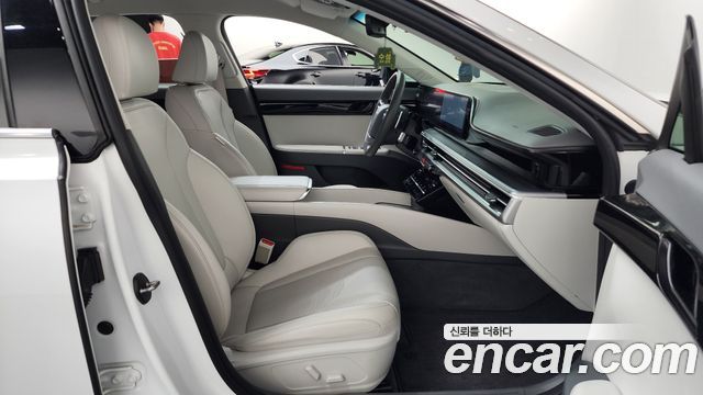 Hyundai Grandeur (GN7) 2,5 Gasoline 2WD Premium 2023 — фото 26