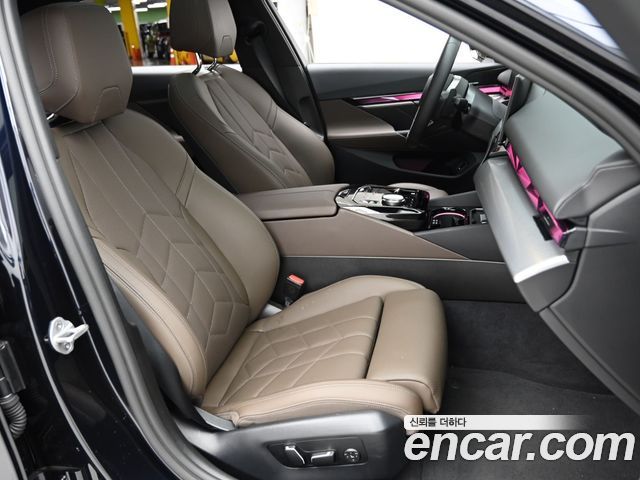 BMW 5 Series (G60) 520i M Sport 2025 — фото 10