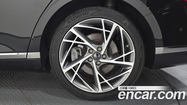 Genesis G90 (RS4) Gasoline 3.5 Turbo AWD 2022 — фото 21