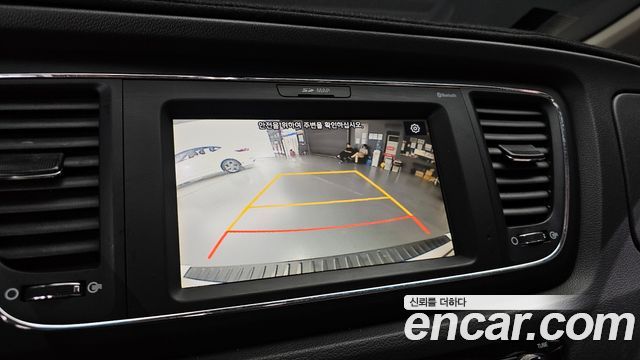 Kia Carnival 9-Seater Luxury 2020 — фото 15