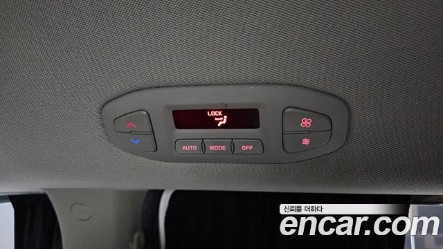 Kia Carnival 9-Seater Luxury 2020 — фото 30
