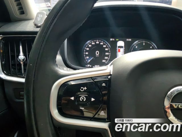 Volvo V90 Cross Country D5 AWD 2019 — фото 8