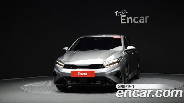 Kia K3 (II) 1.6 Prestige 2024 — фото 3