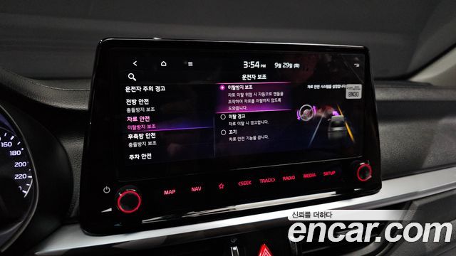 Kia K3 (II) 1.6 Prestige 2024 — фото 16