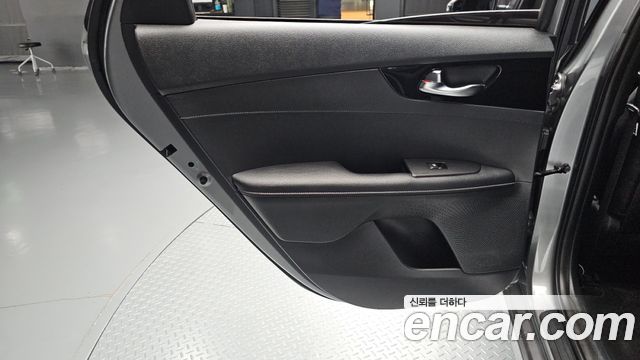 Kia K3 (II) 1.6 Prestige 2024 — фото 25