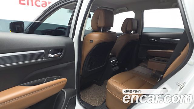 Renault Korea QM6 2.0 LPe RE Signature 2WD 2022 — фото 12