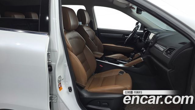 Renault Korea QM6 2.0 LPe RE Signature 2WD 2022 — фото 26