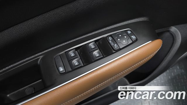 Renault Korea QM6 2.0 LPe RE Signature 2WD 2022 — фото 30