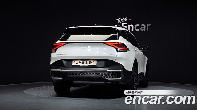 Kia Sportage Hybrid (V) Nobleless Gravity 2WD 2023 — фото 4