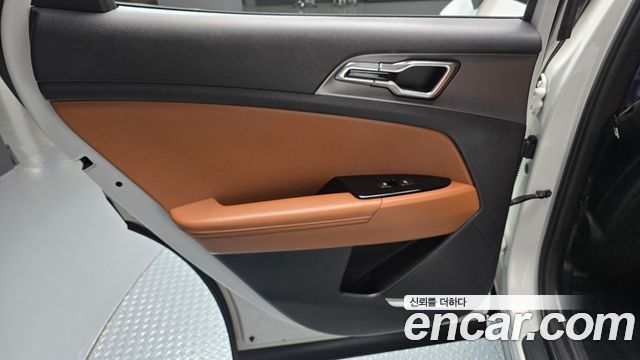 Kia Sportage Hybrid (V) Nobleless Gravity 2WD 2023 — фото 25