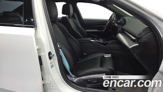 BMW 5 Series (G60) 520i M Sport 2024 — фото 11