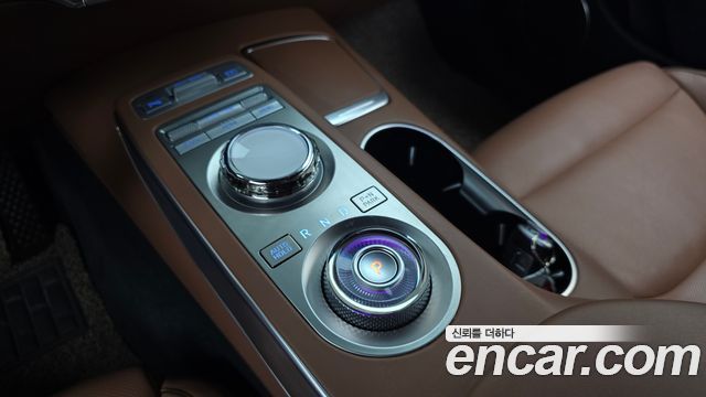 Genesis GV70 2.5T Gasoline 2WD 2021 — фото 9
