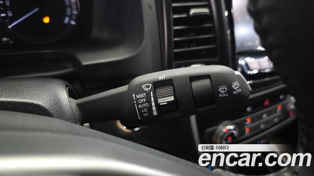 KG Mobility (SsangYong) Rexton Sports Khan Diesel 2.2 4WD Prestige Special (5-Link) 2020 — фото 38