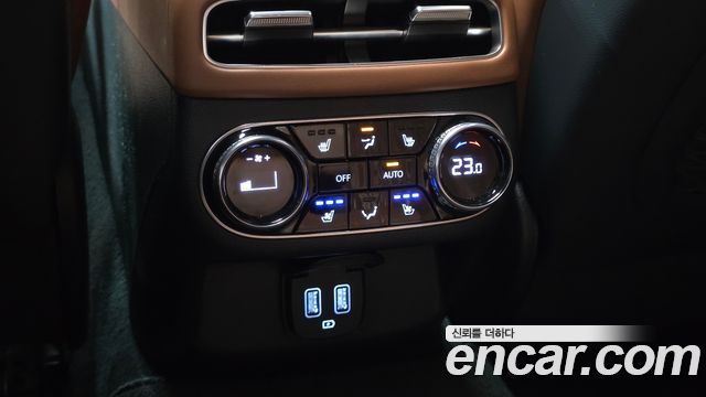 Genesis GV70 2.5T Gasoline 2WD 2021 — фото 30