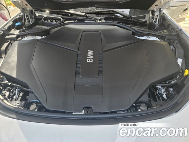 BMW i7 (G70) eDrive 50 M Sport Limited 2026 — фото 6