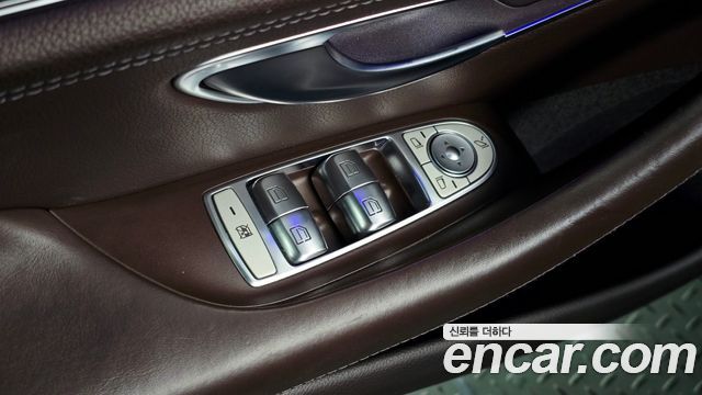 Mercedes-Benz CLS-Class (C257) CLS300d AMG Line 2020 — фото 15