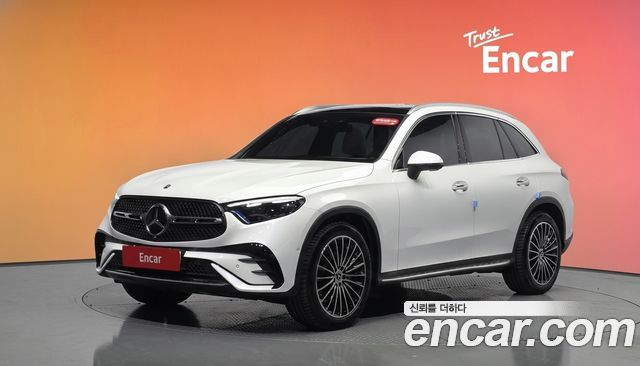 Mercedes-Benz GLC-Class (X254) GLC300 4MATIC AMG Line 2024 — фото 1