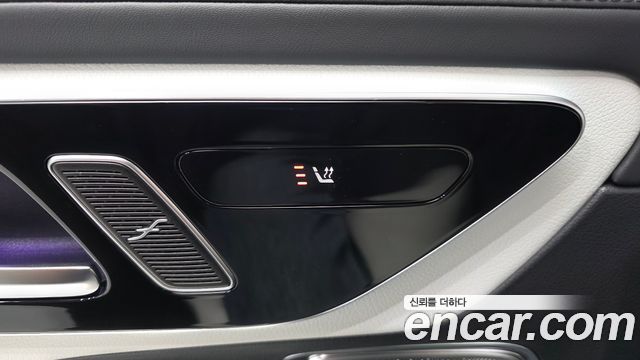 Mercedes-Benz GLC-Class (X254) GLC300 4MATIC AMG Line 2024 — фото 27