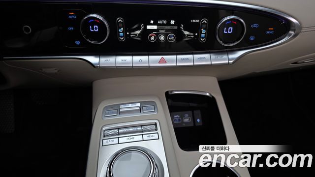 Genesis GV70 2.5T Gasoline 2WD 2022 — фото 28